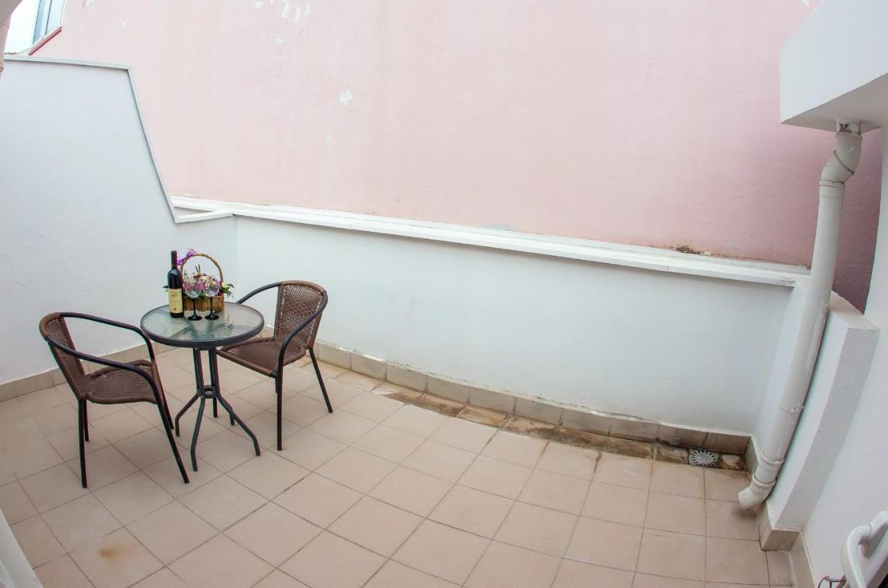 Apartments & Rooms Nikolic ブドヴァ エクステリア 写真