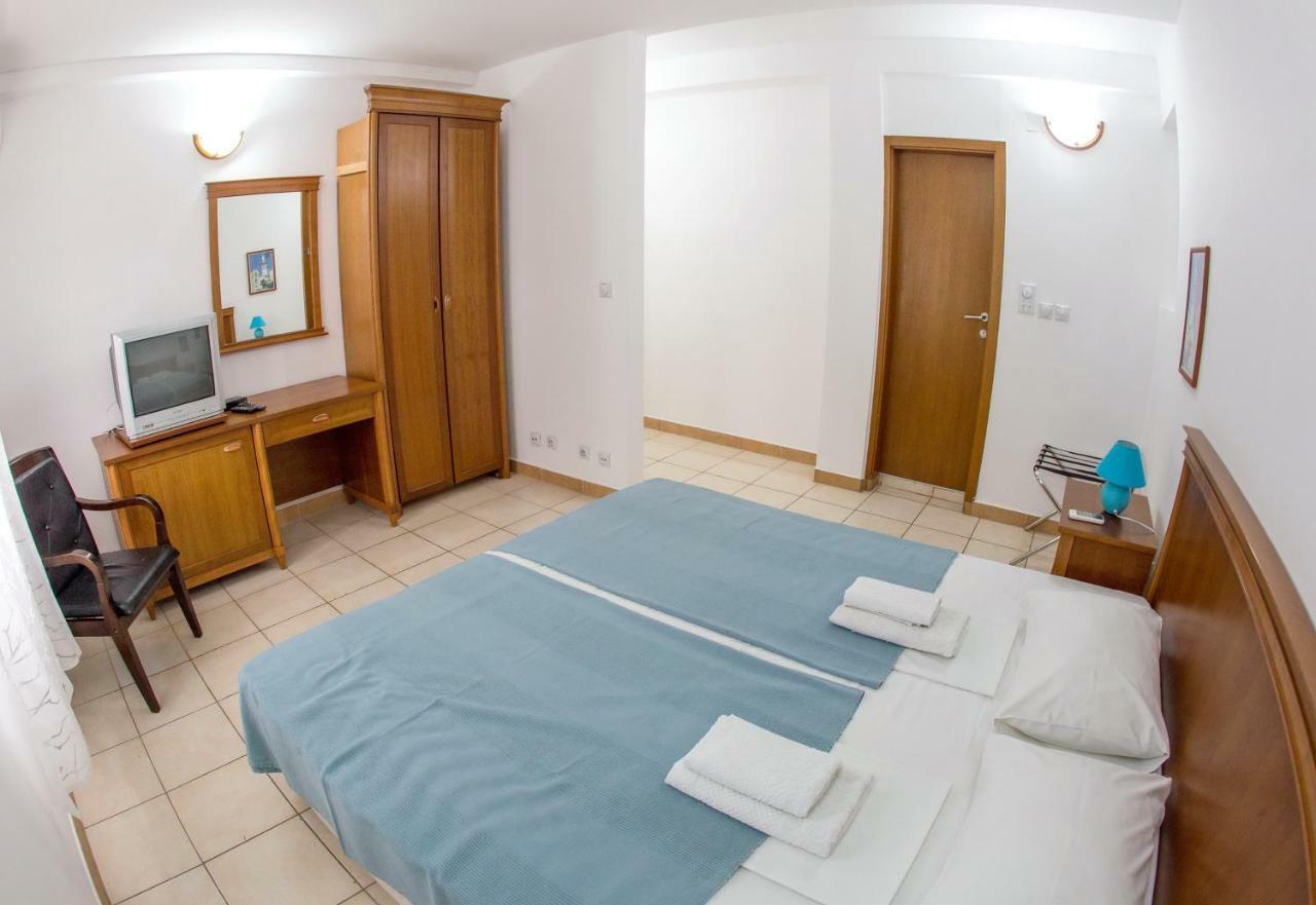 Apartments & Rooms Nikolic ブドヴァ エクステリア 写真